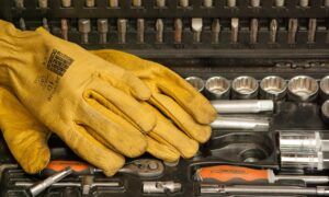 Équiper le garage pour en faire un atelier de bricolage : le guide garage atelier bricolage