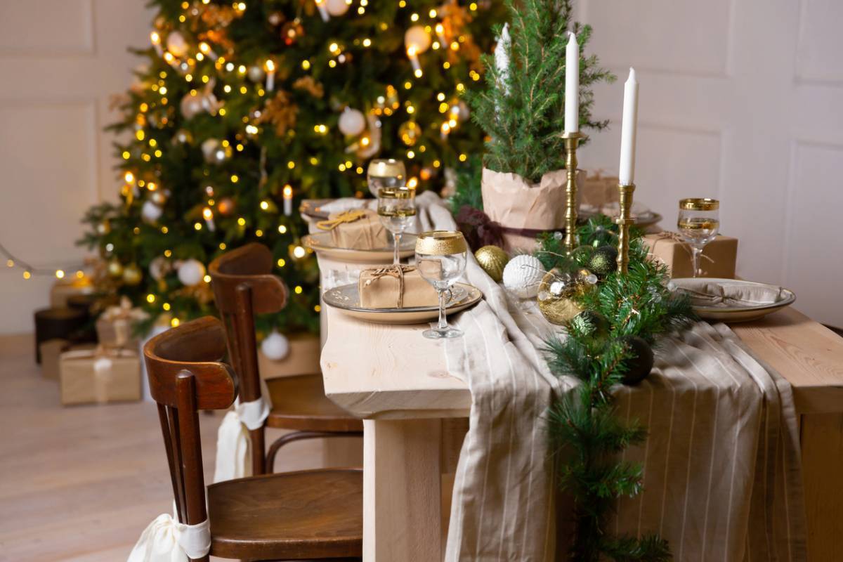 Les incontournables pour une décoration de table de Noël réussie - Efnudat